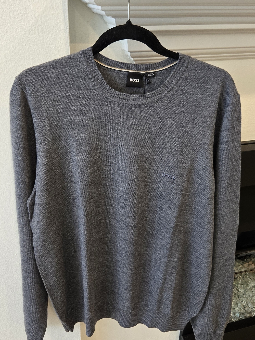 Brand New Gray Hugo Boss Knit Crew Neck Long Sleeves Men's Sweater. Size Medium